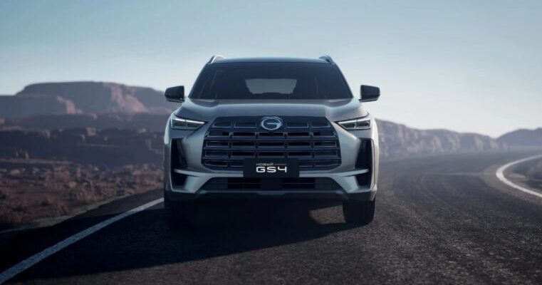 китайский автомобиль аналог тойоты