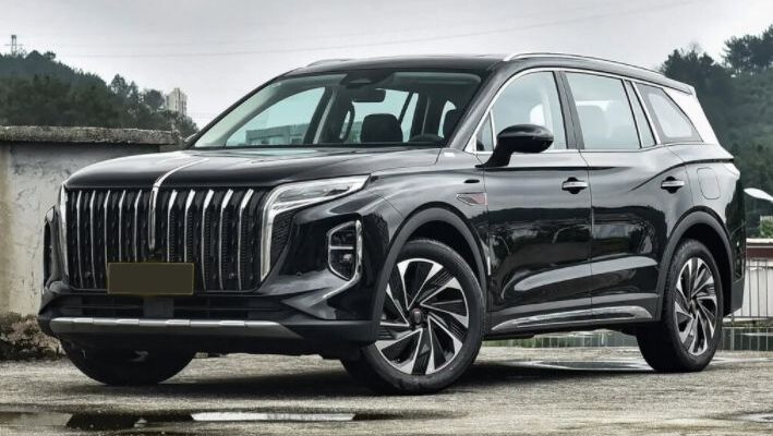 Hongqi назвал цены на новый кроссовер HS7