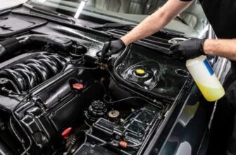 как правильно мыть авто под капотом