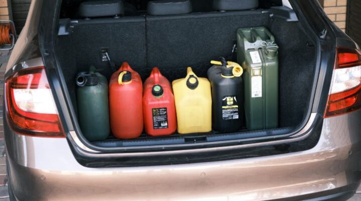 как правильно перевозить бензин в авто