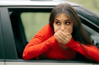 почему укачивает в машине